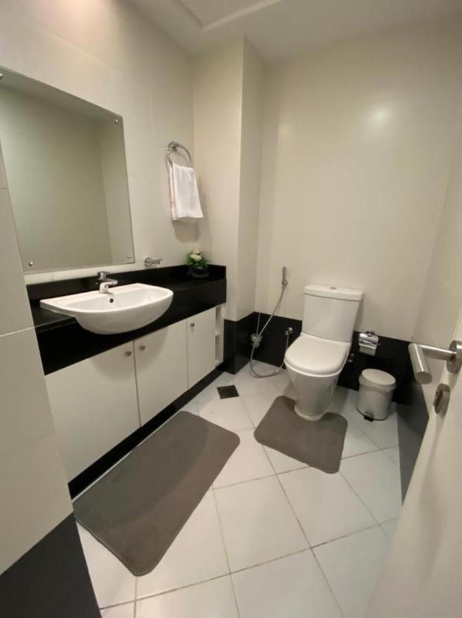 Large Size One Bedroom Apartment With Sea View Abu Dabi Exterior foto